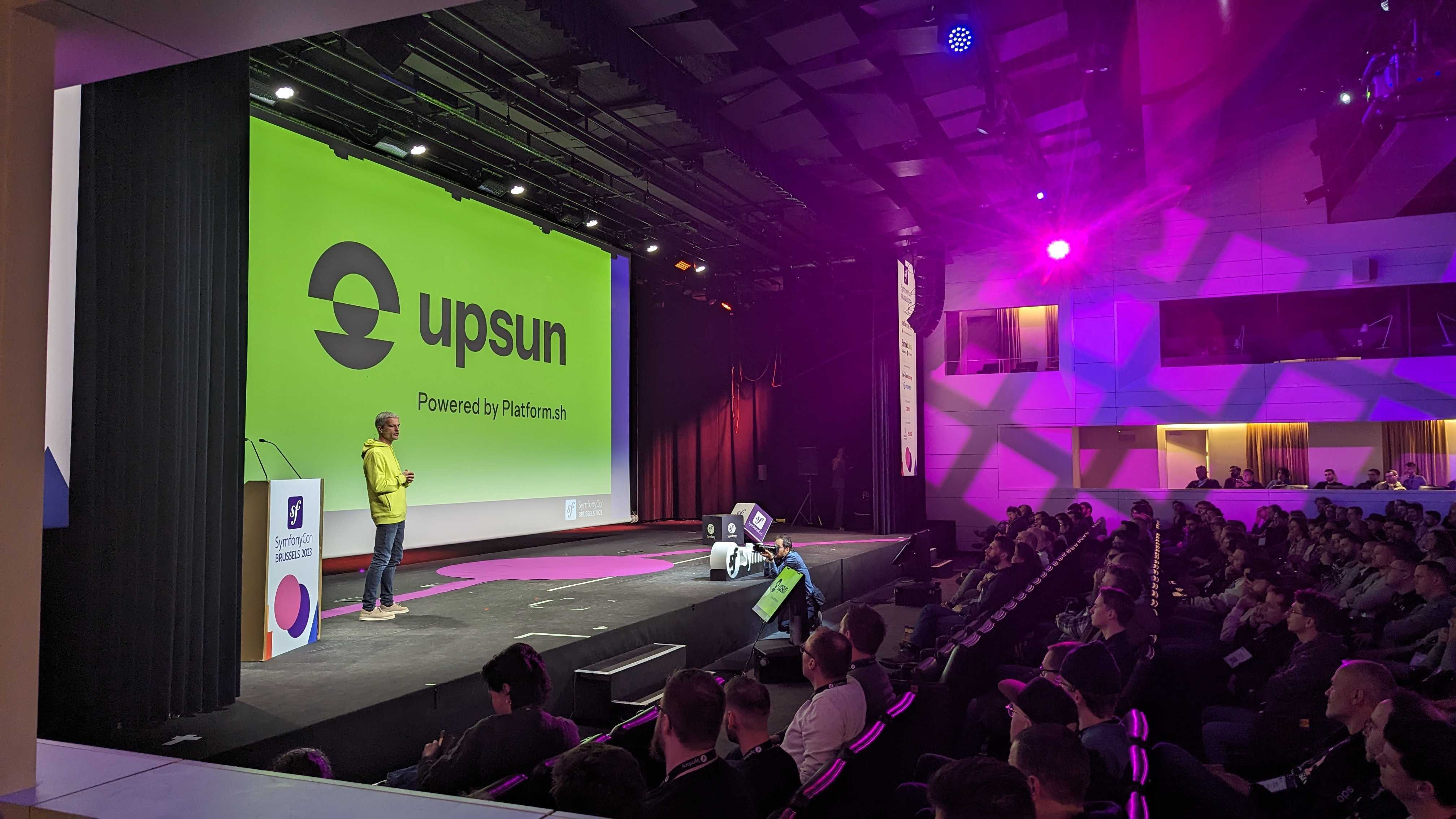A photo of Fabien Potencier, Chief Product Officer at Platform.sh, presenting the opening keynote speech at SymfonyCon 2023.
